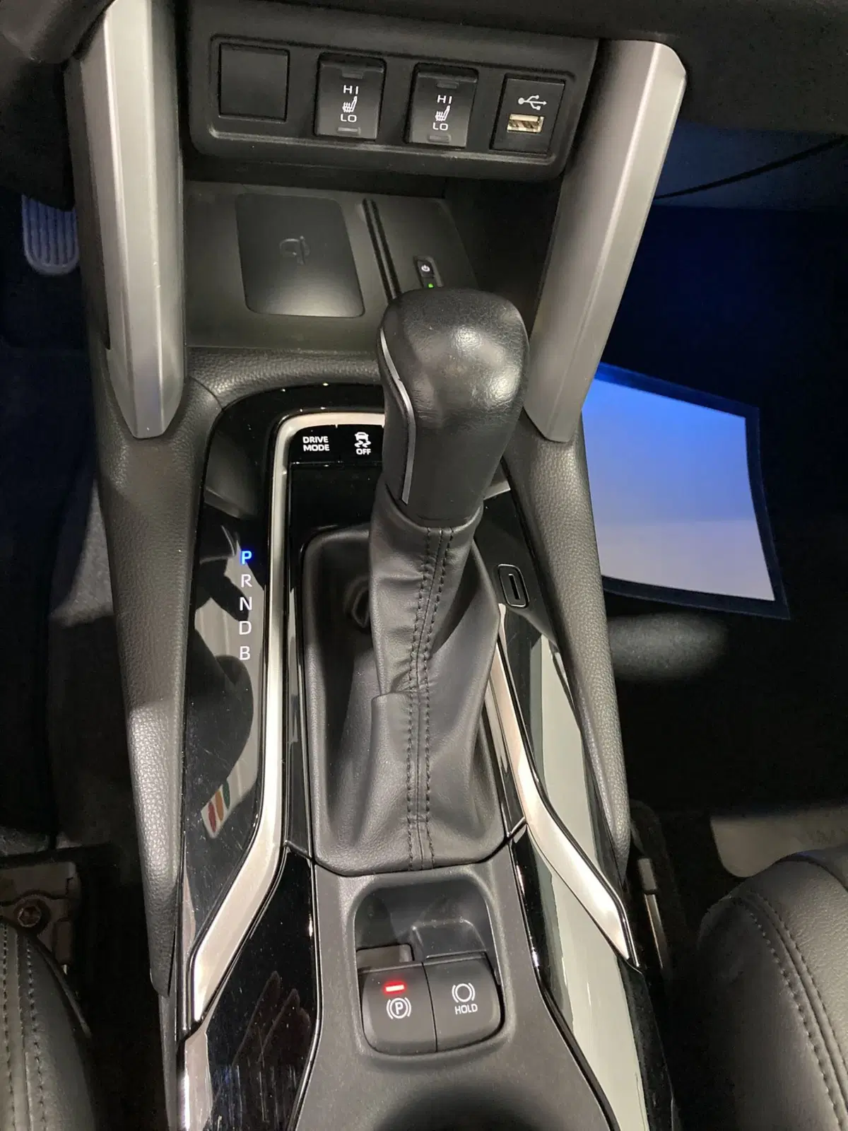Toyota Corolla Cross Hybrid usata a Barletta-Andria-Trani (18)