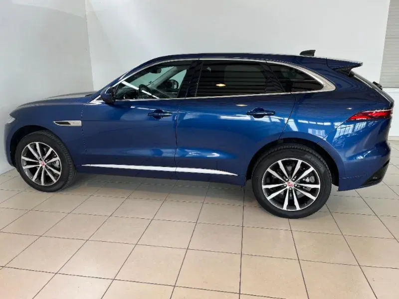 Jaguar F-Pace usata a Venezia (18)