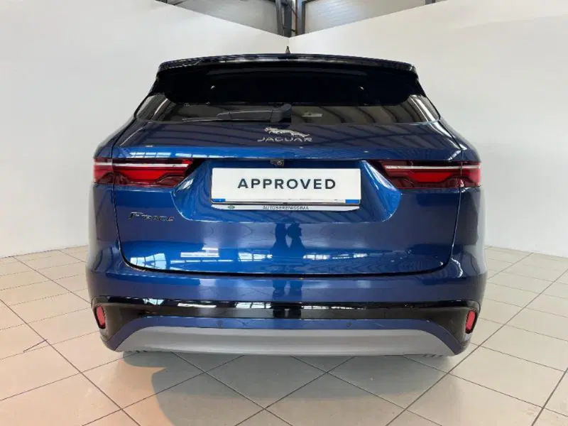 Jaguar F-Pace usata a Venezia (2)