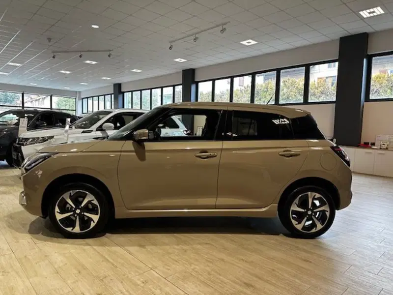 Suzuki Swift nuova a Vercelli (3)