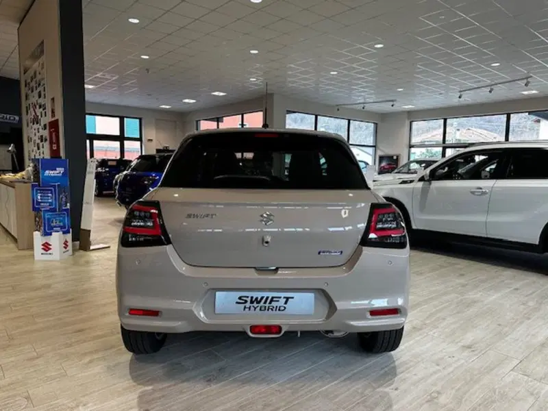 Suzuki Swift nuova a Vercelli (4)