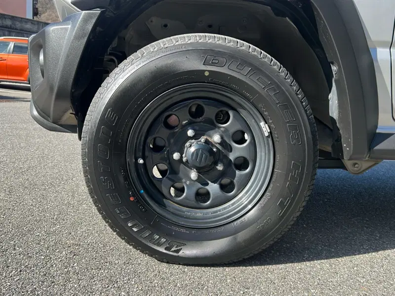 Suzuki Jimny usata a Vercelli (12)