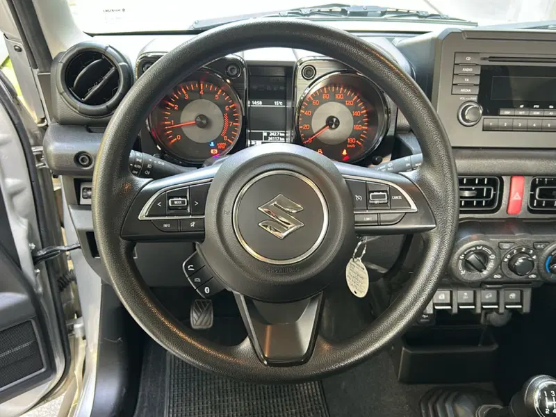 Suzuki Jimny usata a Vercelli (19)