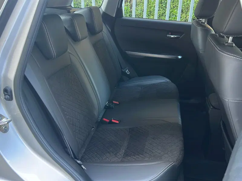 Suzuki Vitara usata a Vercelli (17)