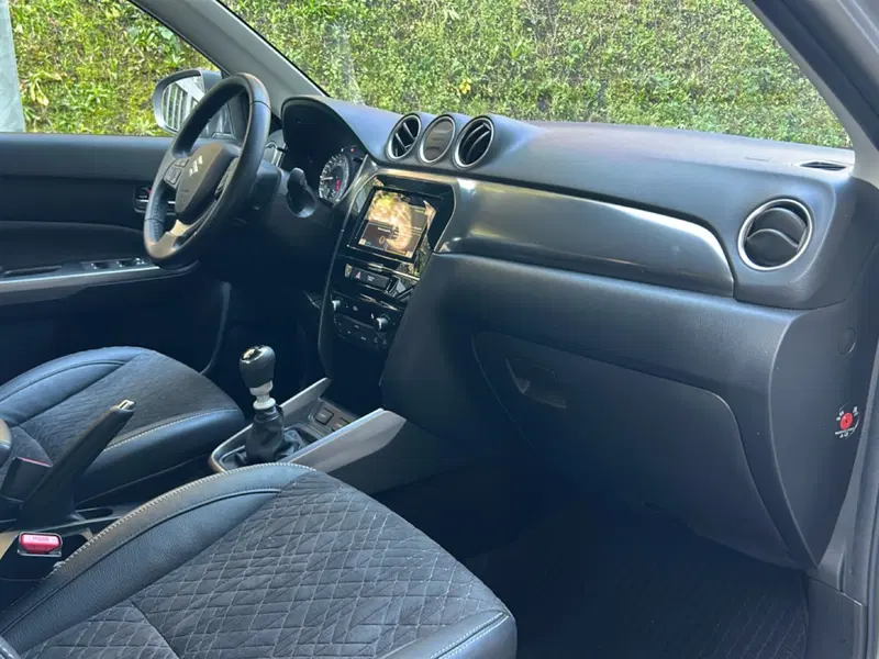 Suzuki Vitara usata a Vercelli (20)