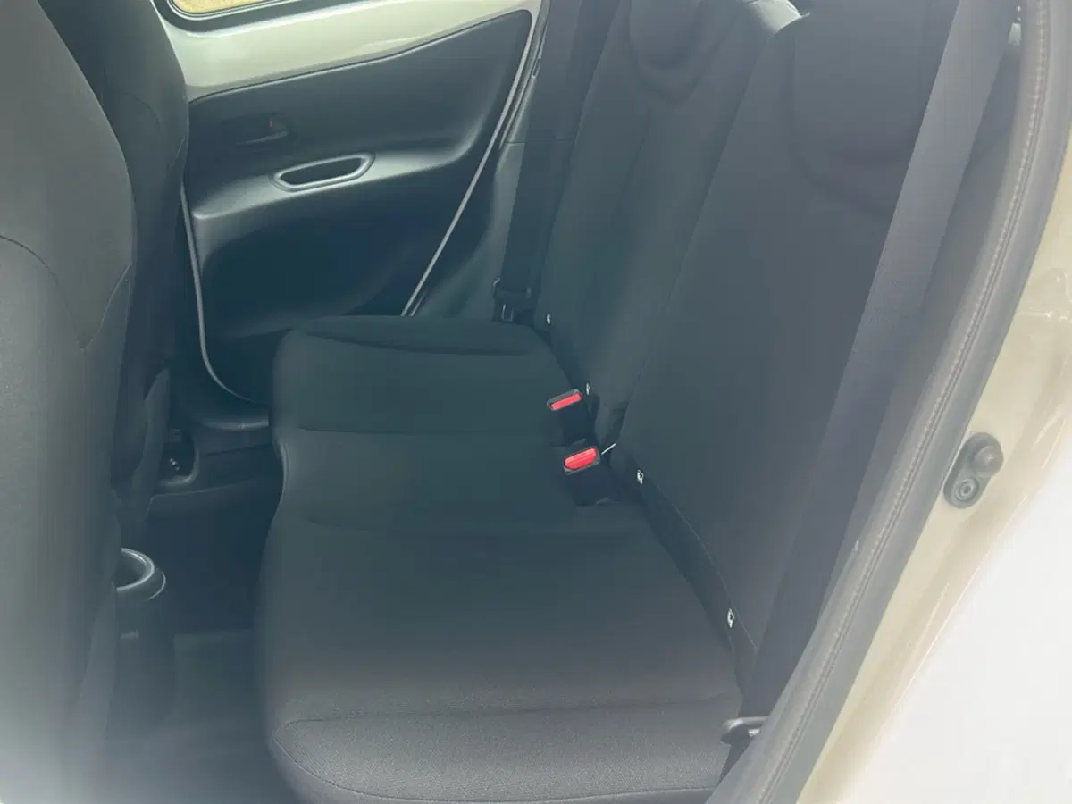 Toyota Aygo X nuova a Vercelli (13)