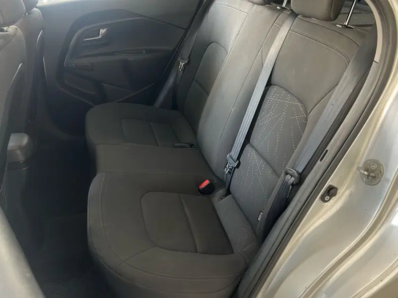Kia Rio usata a Vercelli (11)