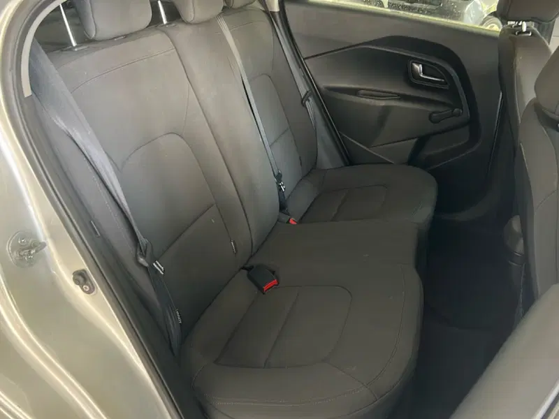 Kia Rio usata a Vercelli (12)