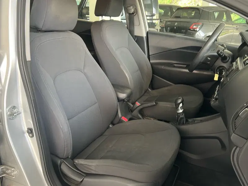 Kia Rio usata a Vercelli (13)