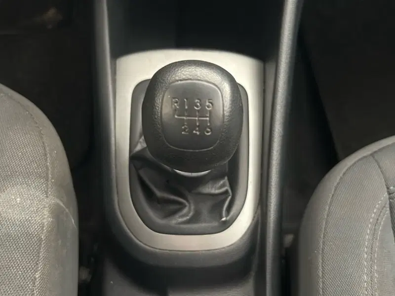 Kia Rio usata a Vercelli (16)