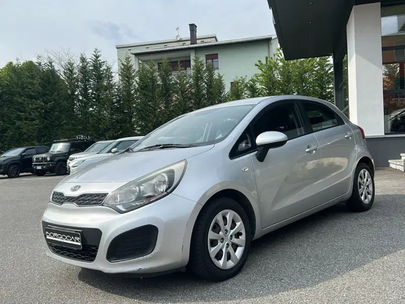 Kia Rio usata a Vercelli (3)