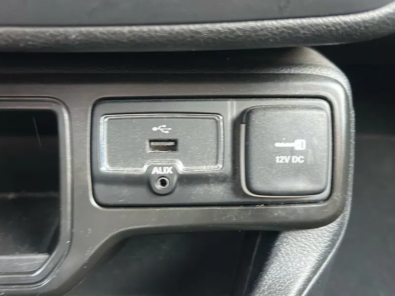 Jeep Renegade usata a Vercelli (17)