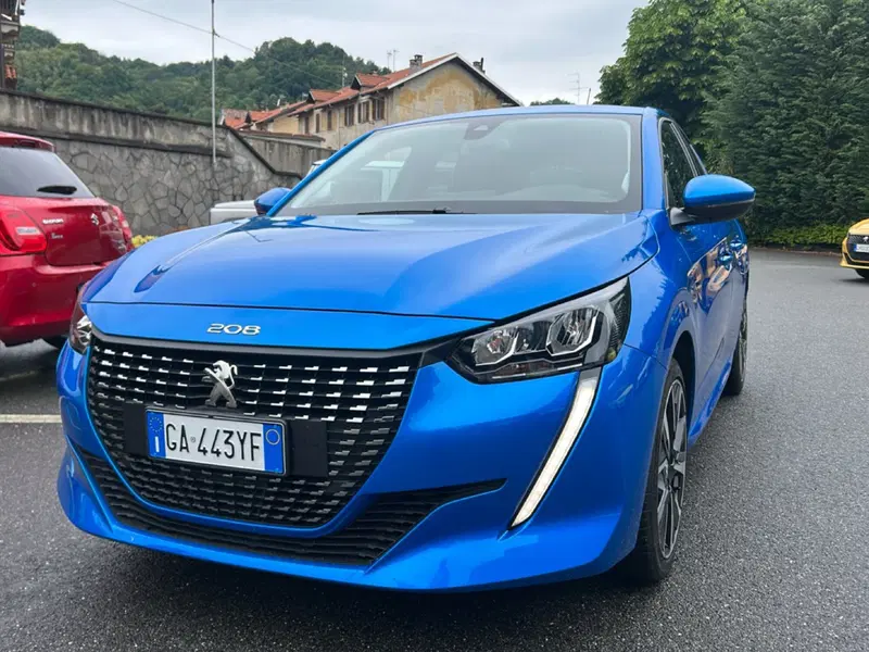 Peugeot 208 usata a Vercelli (12)