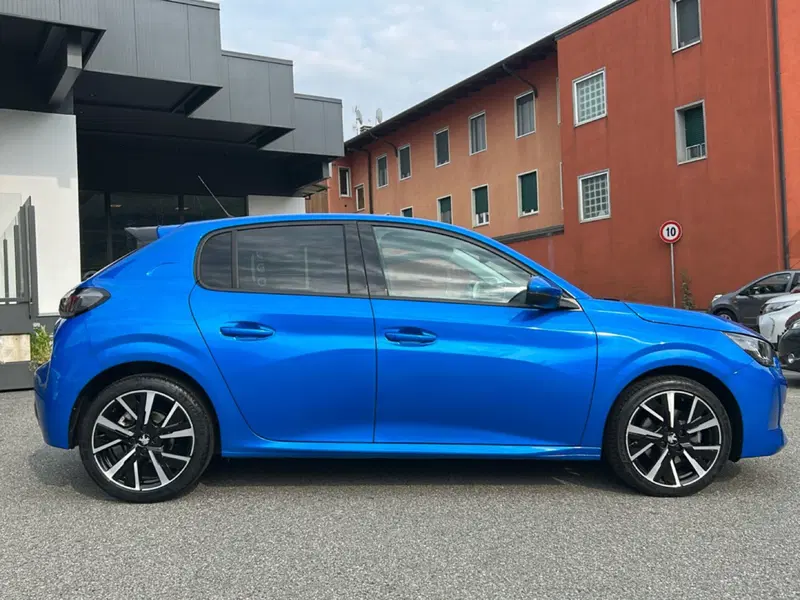 Peugeot 208 usata a Vercelli (8)