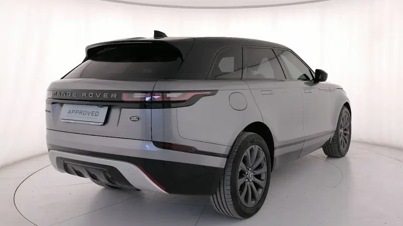 Land Rover Range Rover Velar usata a Roma (2)