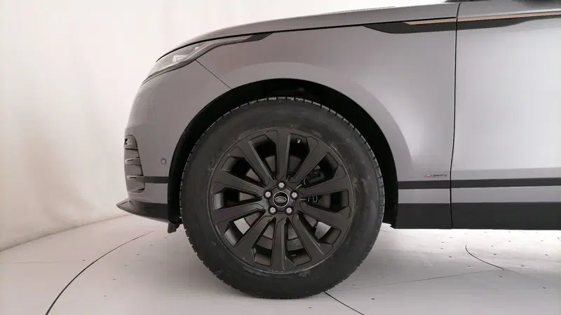 Land Rover Range Rover Velar usata a Roma (9)
