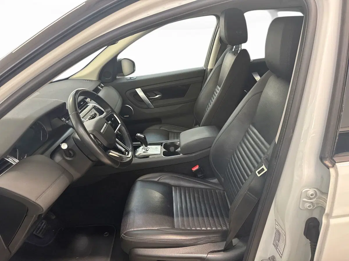 Land Rover Discovery Sport usata a Modena (15)
