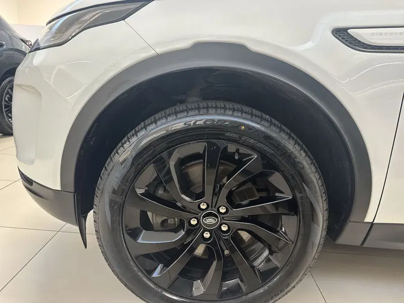 Land Rover Discovery Sport usata a Modena (20)