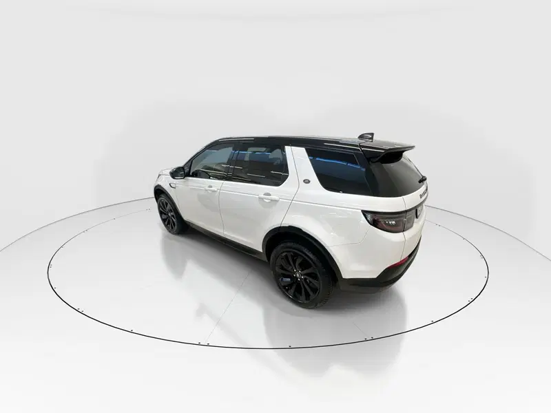 Land Rover Discovery Sport usata a Modena (5)