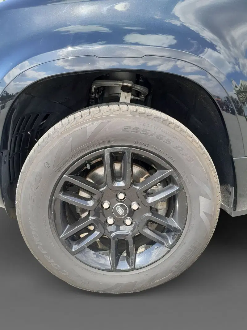 Land Rover Defender usata a Cuneo (9)