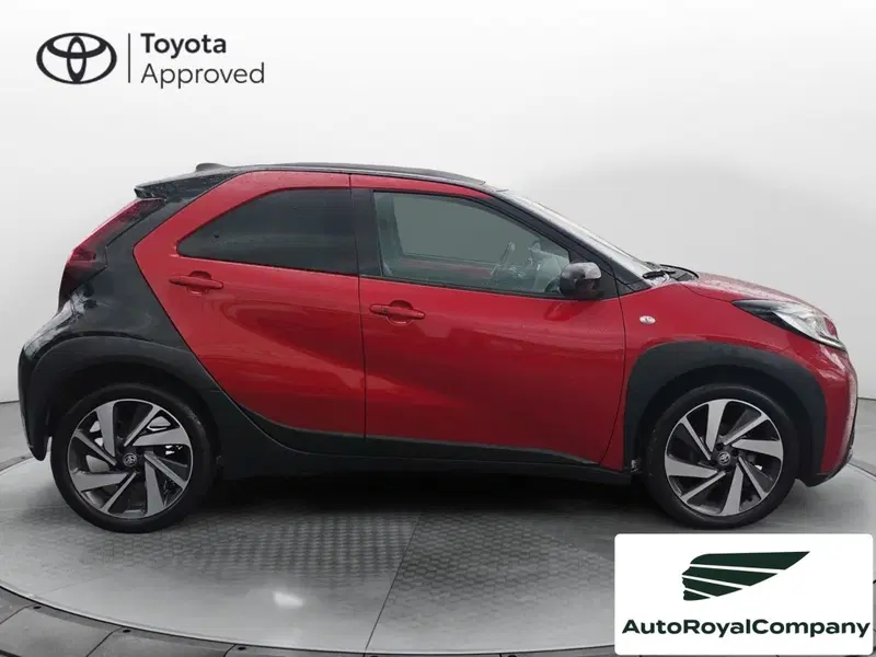Toyota Aygo X usata a Roma (11)