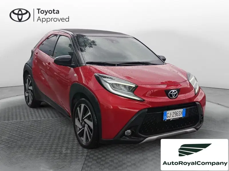 Toyota Aygo X usata a Roma (14)