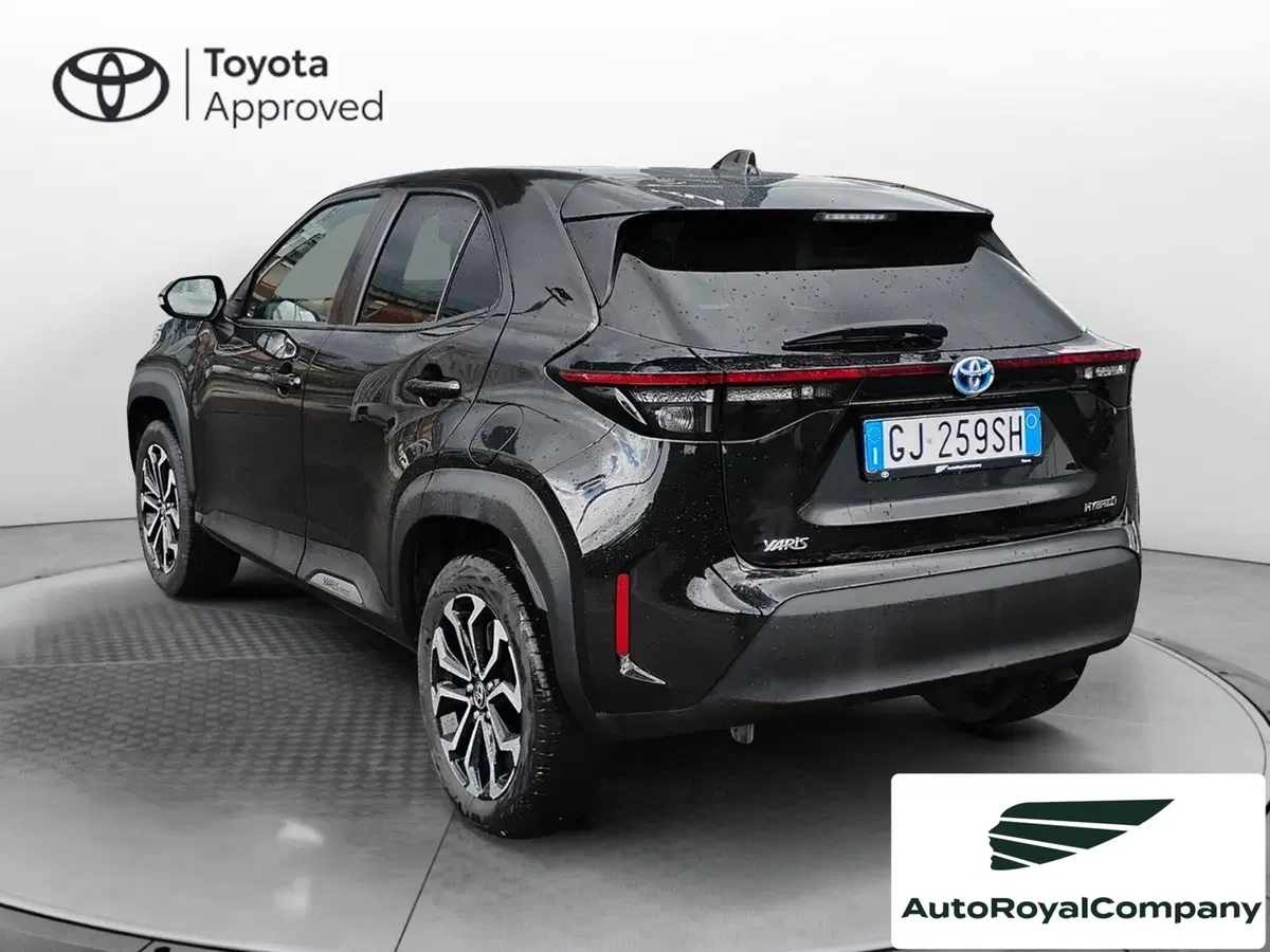 Toyota Yaris Cross usata a Roma (12)