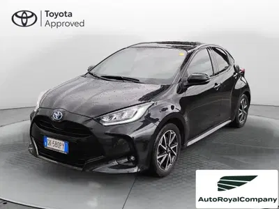 Toyota Yaris 1.5 Hybrid 5 porte Lounge del 2022 usata a Roma