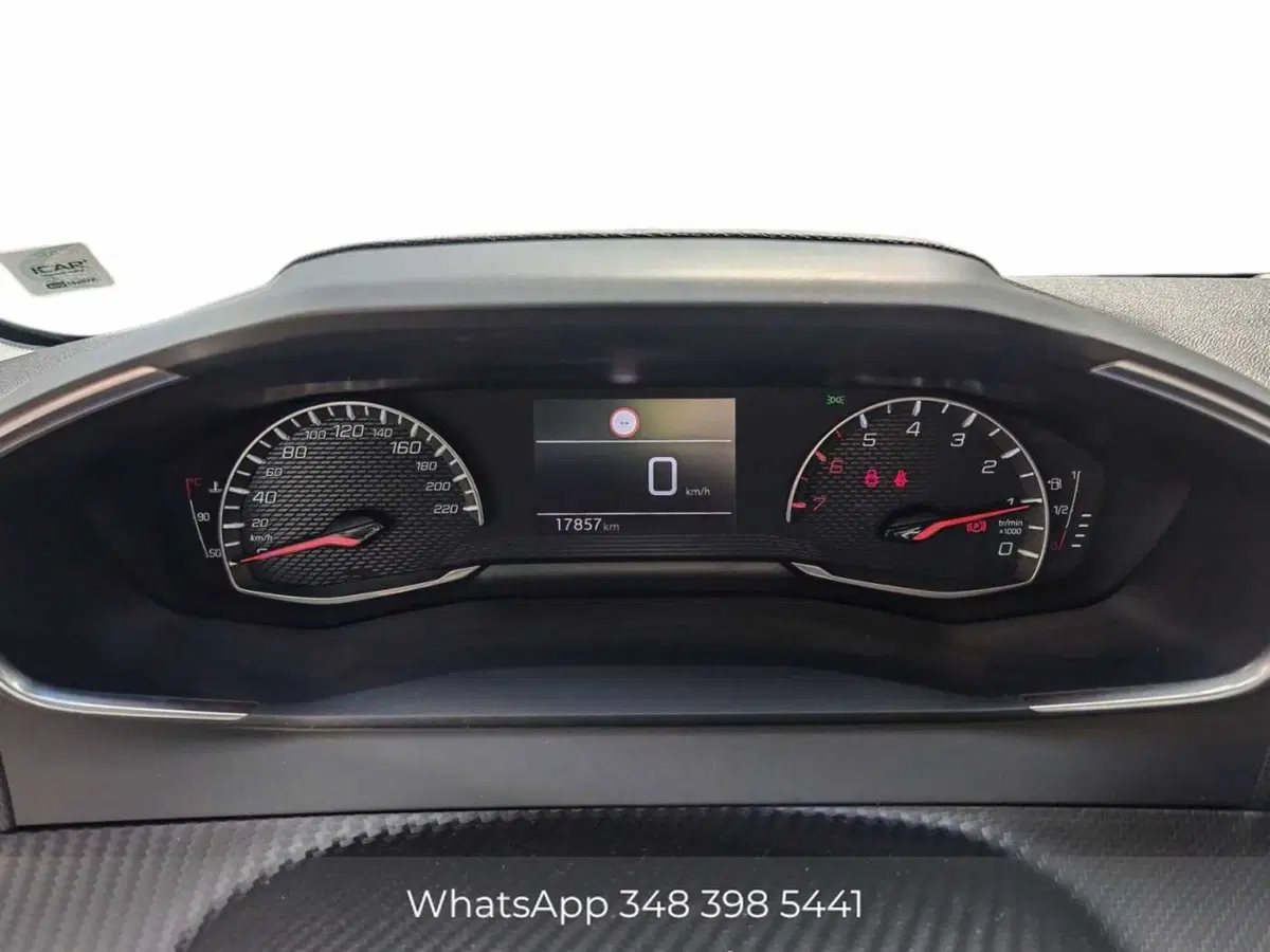 Peugeot 208 usata a Palermo (10)