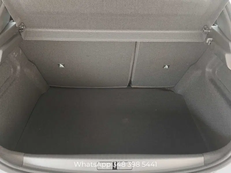 Peugeot 208 usata a Palermo (14)