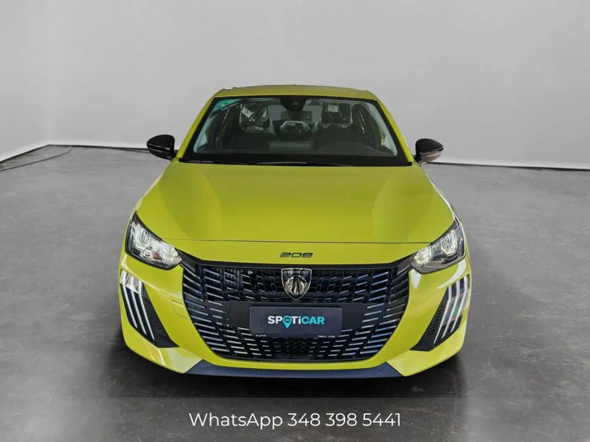 Peugeot 208 usata a Palermo (2)