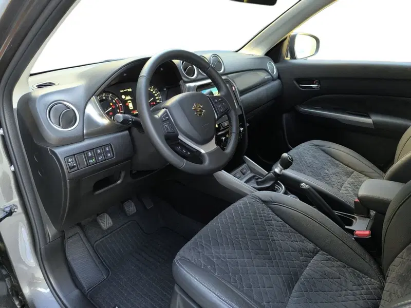 Suzuki Vitara usata a Udine (10)