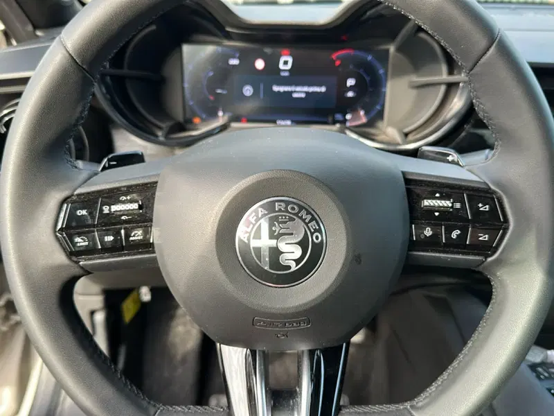 Alfa Romeo Junior usata a Latina (15)