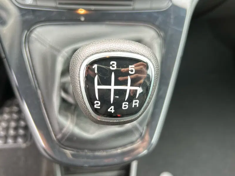 Lancia Ypsilon usata a Latina (18)