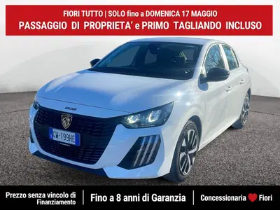 Peugeot 208 PureTech 75 Stop&amp;Start 5 porte Allure del 2024 usata a Latina