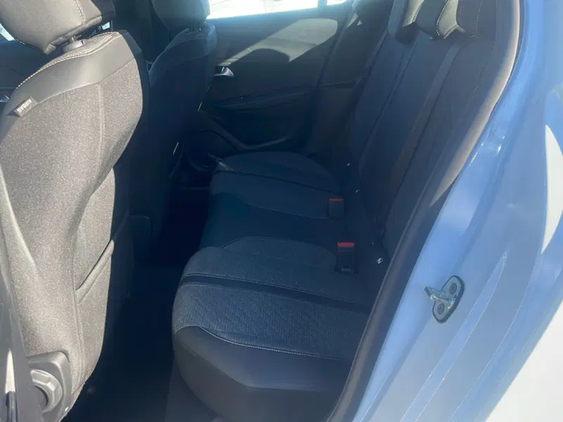Peugeot 208 usata a Latina (18)