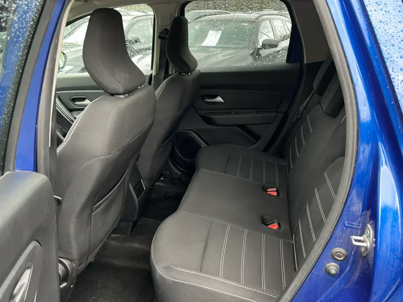 Dacia Duster usata a Latina (12)