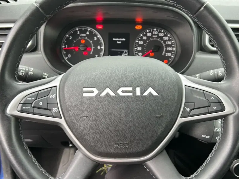 Dacia Duster usata a Latina (15)