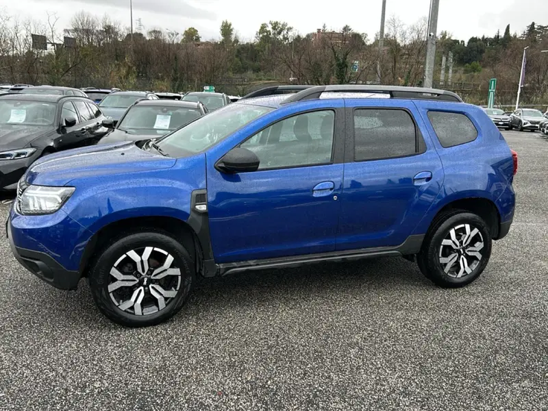 Dacia Duster usata a Latina (8)