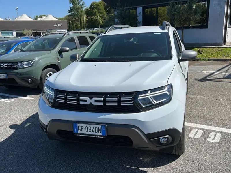 Dacia Duster usata a Latina (7)