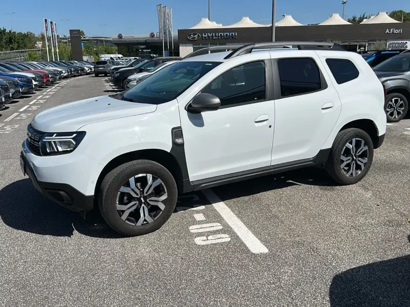 Dacia Duster usata a Latina (8)