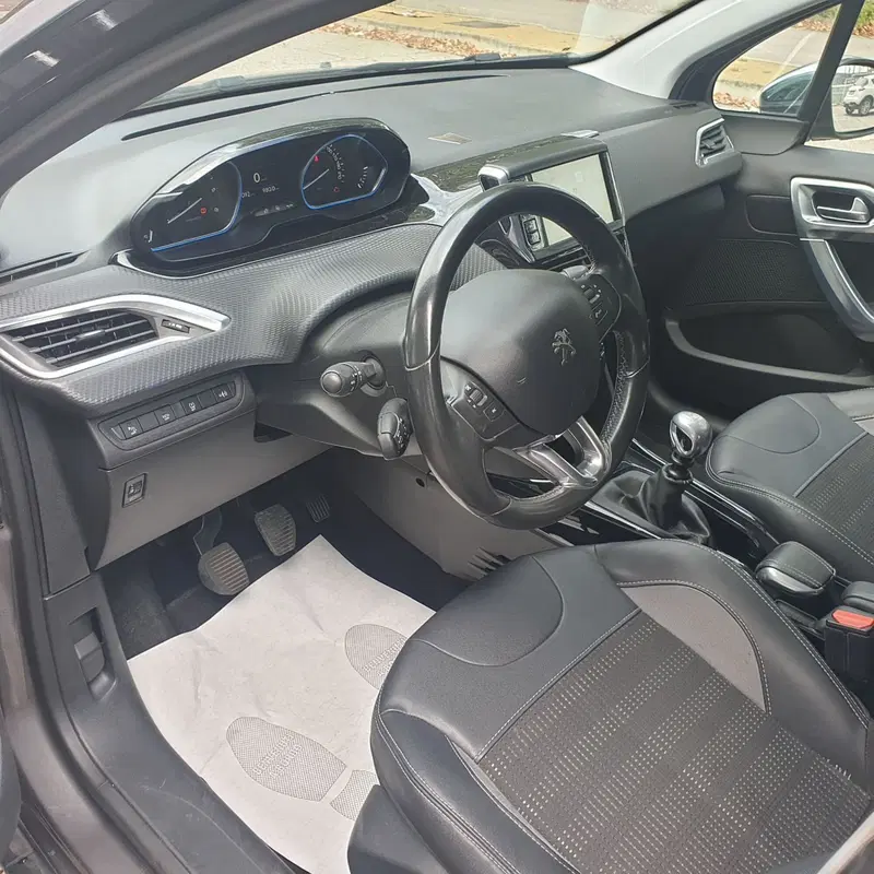 Peugeot 2008 usata a Padova (10)