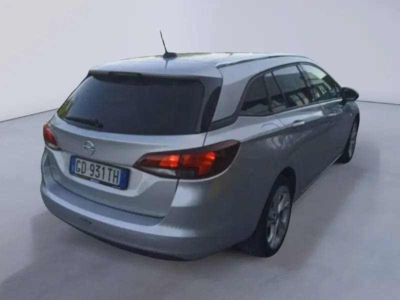 Opel Astra Station Wagon usata a Padova (5)