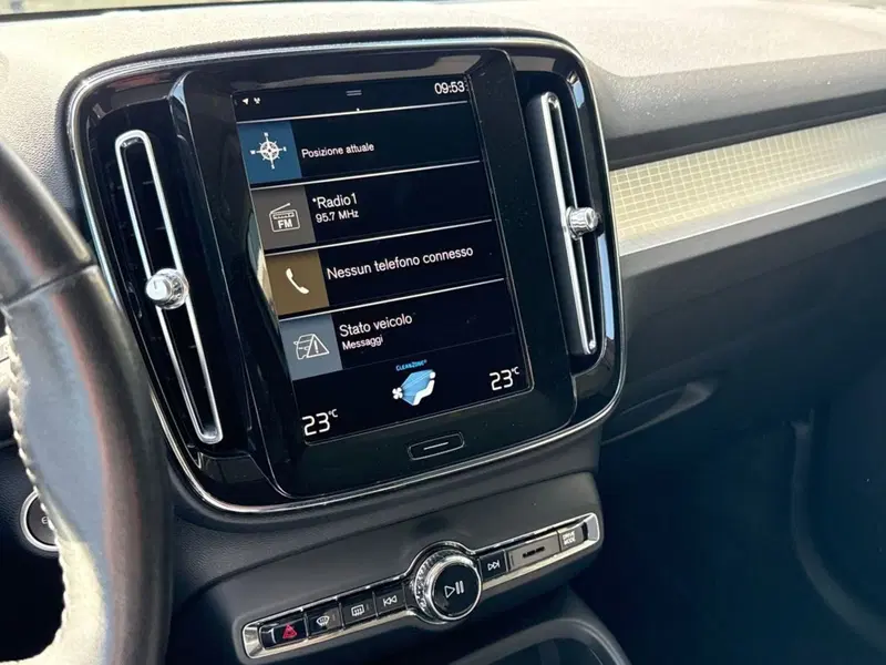 Volvo XC40 usata a Reggio Calabria (9)