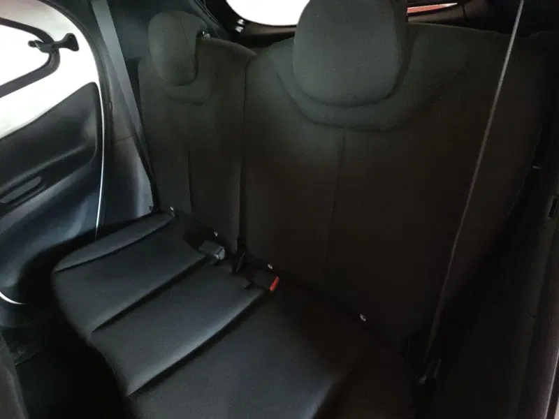 Toyota Aygo X usata a Messina (11)