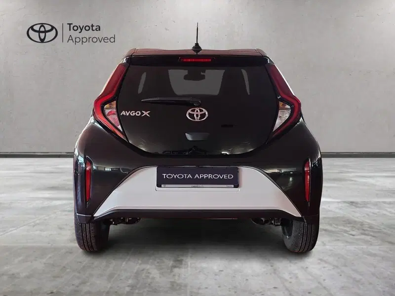 Toyota Aygo X usata a Messina (12)