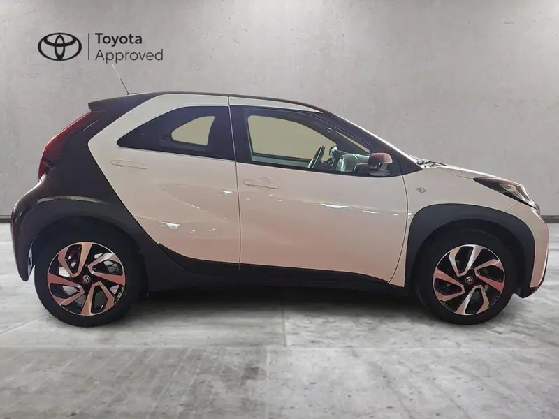 Toyota Aygo X usata a Messina (4)