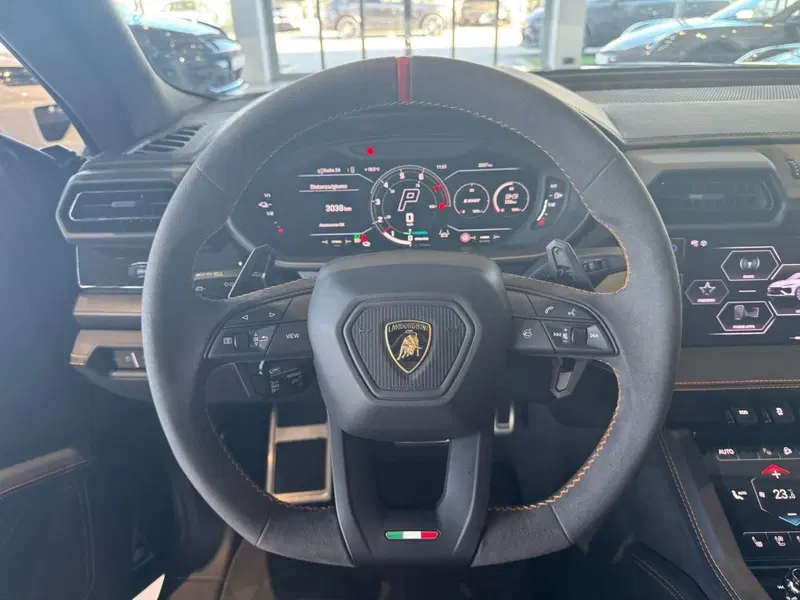 Lamborghini Urus usata a Firenze (10)