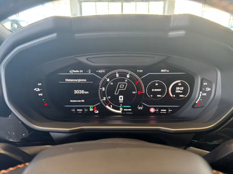 Lamborghini Urus usata a Firenze (11)