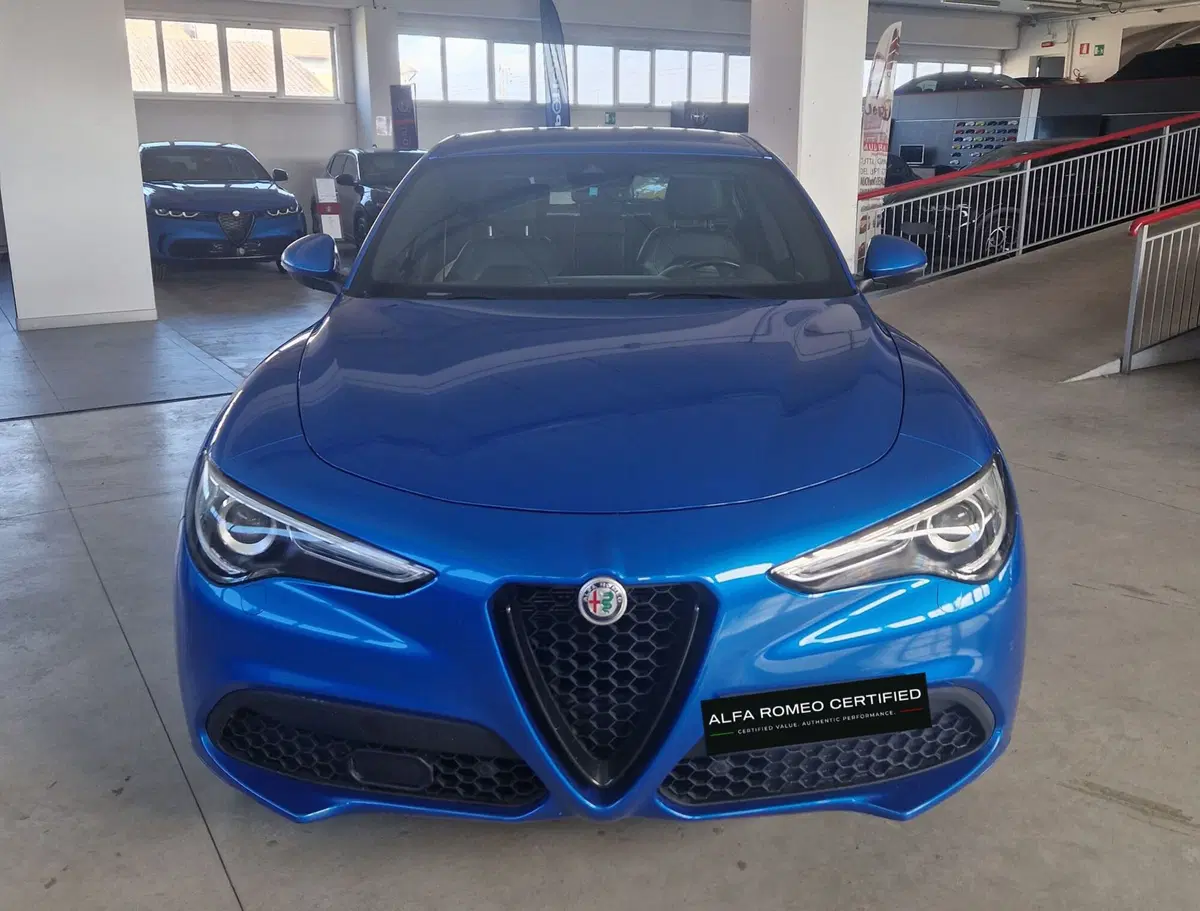 Alfa Romeo Stelvio usata a Terni (2)